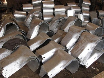 锌钢护栏价格影响因素与选购指南